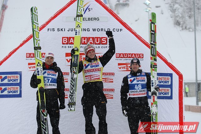 039 Podium konkursu